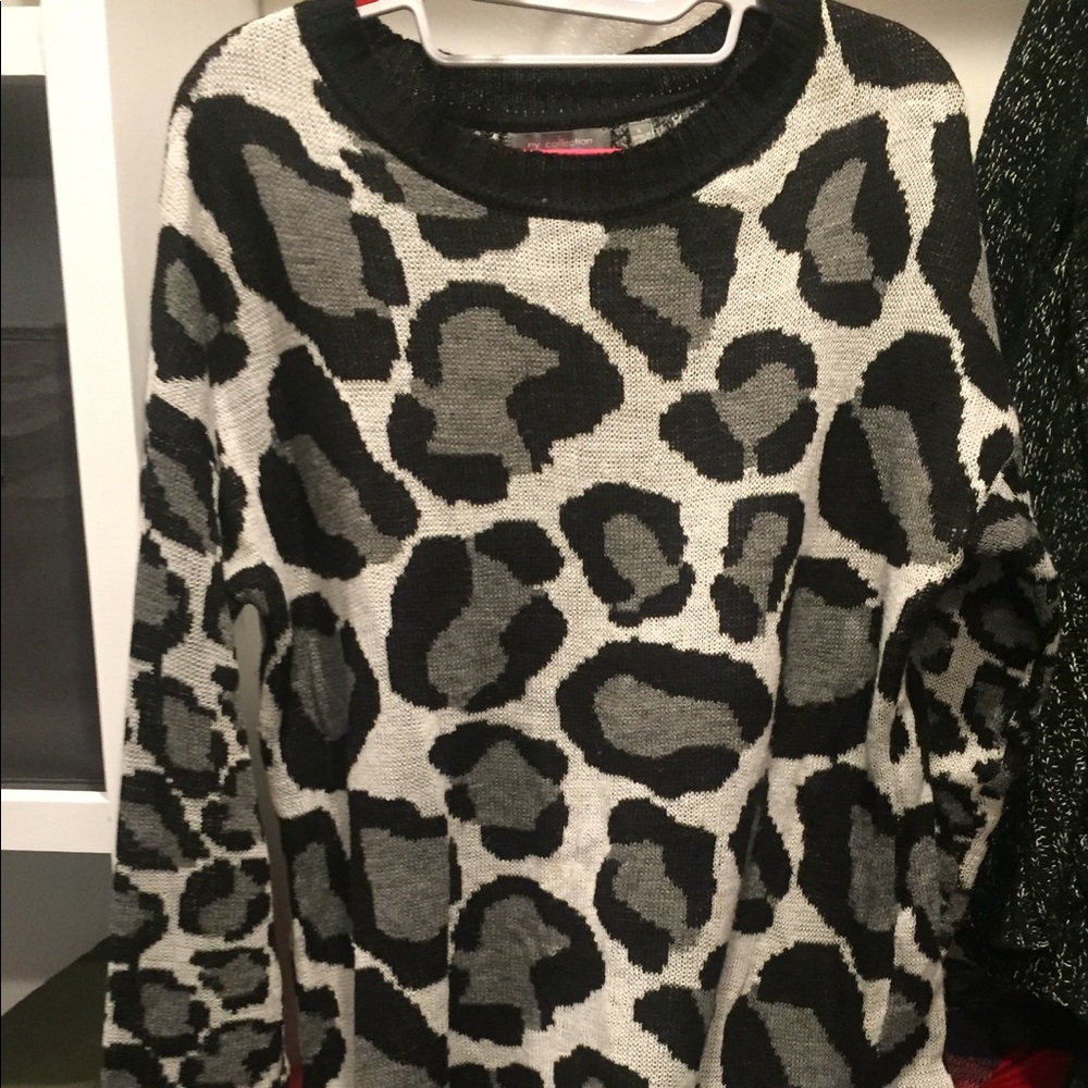 Leopard tunic sweater